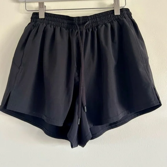 lululemon athletica Black Athletic Shorts - Picture 3 of 4